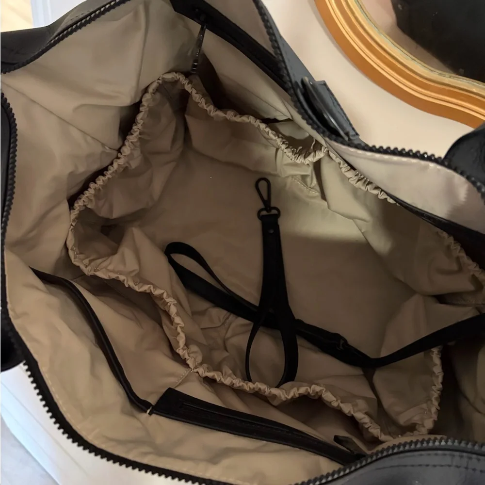 Black Mina Baie diaper bag Full vegan leather